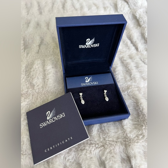 WORN ONCE Swarovski Earrings - Picture 1 of 3